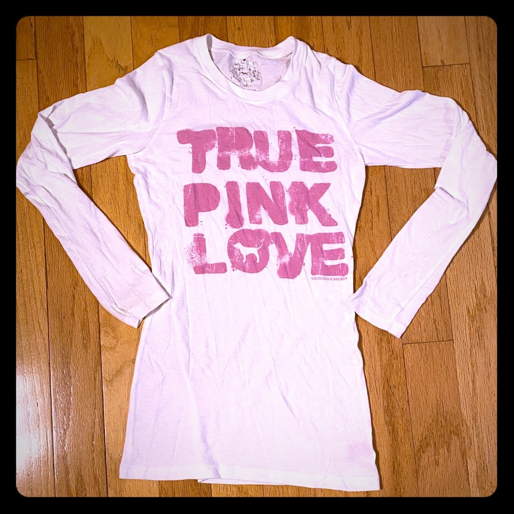 PINK Victoria’s Secret ‘True Pink Love’ Soft Tee